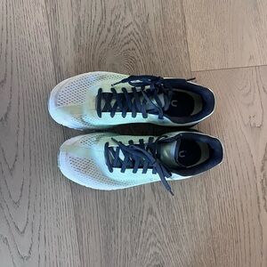 On Running Women's Sneakers - Cream and Navy
